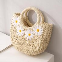 „Yogodlns Fashion“ rankomis austi šiaudiniai paplūdimio krepšiai moterims rankų darbo „Moon Basket“ pečių krepšiai „Bohemian Travel Crossbody“ 16x7x19cm smėlis