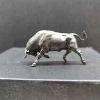 MINI solidus gryno vario ornamentas Bulius Laiminga karvė 6cm Jautis Wall Streeto talismanas Namų dekoras Stalviršio amatai Skulptūra Dekoracija
