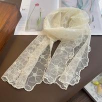 Plonas nėriniuotas moteriškas šalikas vasaros apsaugai nuo saulės ir elegantiškai kaklo apsaugai 138*30cm balta