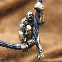 Animal Gorilla Brass Knife Beads Orangutan Paracord Bracelet Umbrella Rope Outdoor Survival Tool DIY Lanyard Pendant Accessories Silver