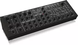Behringer K-2 MK II analoginis sintezatorius