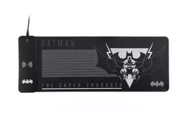 „Numskull Batman“ – didelis žaidimų kilimėlis ir mobiliojo telefono įkroviklis