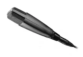 „Sennheiser MD 421 II“ – dinaminis studijinis mikrofonas (kardioidinis)