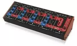 Behringer BDS-3 analoginis būgnų aparatas