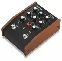 Behringer BM-18M CLUSTER BOX gitaros efektas