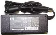 Hewlett Packard (HP) AC adapter (90-watt) - Input **Refurbished** voltage (Atnaujinta)