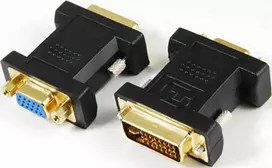 Fuj:tech DVI-uros-VGA naaras -adapteri
