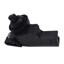 Kuro bakelio dangtelio fiksatoriaus atleidimo pavara Nissan Sentra 2013-2019 m. 78827-3SG0A