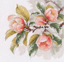 Siuvinėjimo kryželiu rinkinys „Žydinti šakelė“ su gėlių šakos motyvu, 20×20 cm, 16 ct drobė