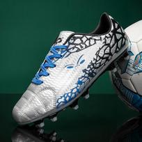 Ultralight Spike Football Boots Classic Kids Soccer Shoes Original Professional Teen-agers Sneakers Boys Girls Children Adult 34