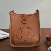 Nauja laisvalaikio rankinė odinė pirmas sluoksnis karvės oda maža kvadratinė rankinė pirkinių krepšys nešiojama ant peties messenger moteriška rankinė 17cm*20cm*6cm aukso rudos spalvos