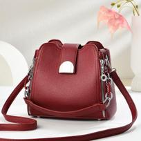 Fashion bucket bag New messenger bag Women's versatile shoulder women's bag Casual handbag 23.5*10*20 raudona