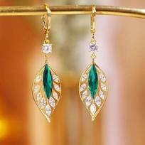 Retro Exquisite Black Hollow Crystal Leaf Drop Dangle Earrings for Women Personality Design Korean Earrings Party Zircon Gift auksas