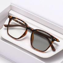 Neutral Classic Retro High-definition Anti-blue Light Myopia Glasses Men's Fashion Square Full Frame Photochromic Myopia Glasses 0