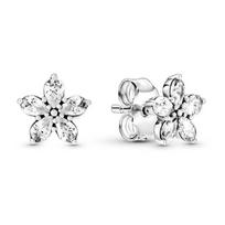 Pandora Žvilgančios snaigės dizaino 925 svarų sterlingų sidabro kubinio cirkonio auskarai vėrimo moterims 299239C01 Box,Engraved Halo