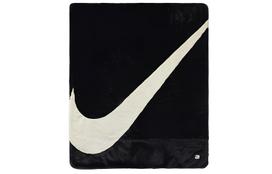 Nike Swoosh dirbtinio kailio pledas CZ4549-010