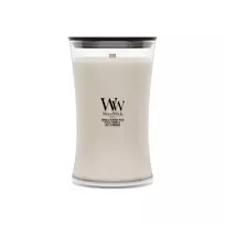 Tonka & Almond Milk
