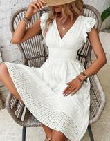 Plus Size Ruffle Sleeve V-Neck Maxi Dress with Embroidery 5XL balta