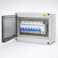 Ir dulkėms atsparus sieninis elektros paskirstymo skydas vidaus ir lauko naudojimui. Lengva 25.5x10.8x20cm