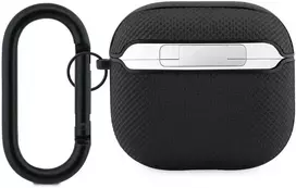 Lacoste Petit Pique Croc Logo Patch dėklas skirtas AirPods 4 juodos spalvos