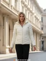 Moteriška balta striukė Kaja