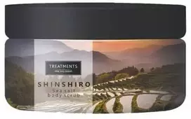 Treatments Shinshiro jūros druskos kūno šveitiklis 450 g