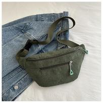 Lightweight Corduroy Fanny Pack Crossbody Bag Fashionable Retro Style Casual Chest Waist Bag Fresh Style Korean Version Handbags tamsiai žalia spalva