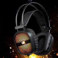 Headset Professional Sports Game PUBG Headset 3.5mm USB Wired LED Light Stereo Headset And Microphone PC Gaming Headset juoda
