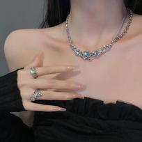 Noble Elegant Opal Zircon Necklace For Women Ambilight Moonstone Stainless Steel Collars Temperament Clavicle Chains Zircon