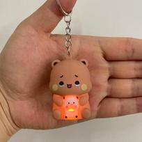 Bubu and Dudu Keychains Yier Panda Bear Say I Love You Voice Toy Glowing Anime Figures Phone Ornament Bag Decoration Couple Gift Button Battery gryna