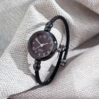 Exquisite and Small Decorative Watch, Female Student Silver Bracelet-style Open Lazy Watch, Versatile Korean Version of Simple Retro Watch