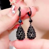 Charming Black Crystal Drop-shaped Pendant Earrings for Women Fashion Personalized Daily Accessories Party Zircon Birthday Gift