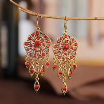 Fashion Crystal Rhinestone Drop Dangle Earrings For Women Geometric Hollow Wedding Tassel Earrings Zircon Bijoux Pendientes raudona