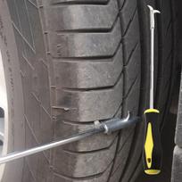 Tire Stone Removal Tool Gravel Remover Hook For Tyre Car Tyre Rock Picking Tool For Vehicle Sedan Auto Wheel Gravel Removing China Mainland