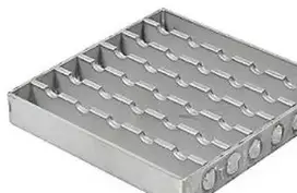 Blucher metalinis briaunų laikiklis 168X168X25X25 mm, greito sujungimo