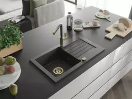 Granitinė virtuvinė plautuvė Mexen Pablo su maišytuvu ir sifonu, Juodas granite+Juodas granite/Gold