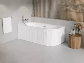 Vonia Besco Avita, 160 x 75 cm, kairinė, su rifliuota balta apdaila