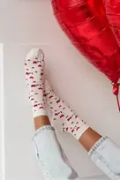 Milena Moteriškos baltos kojinės su mielomis širdelėmis