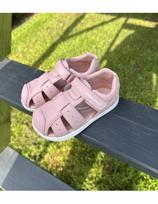 Biomecanics pirmosios Barefoot basutės, Rosa