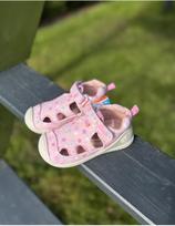 Biomecanics medžiaginės basutės, Rosa Star