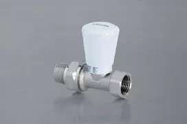 Valvex FAKTYVUS PLUS 1 / 2 "tiesusis radiatoriaus vožtuvas 4482070
