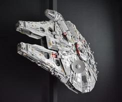 "FiguWorld FalconHolder" akrilinis laikiklis, suderinamas su LEGO "Millennium Falcon" "Star Wars" rinkiniu 75192