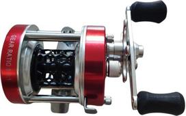 Baitcasting Angelrolle, flaches Profil, Einwegkupplung, Rücklaufsperre, Robustes, verchromtes Messinggehäuse, Innovative Hightech Werkzeuge