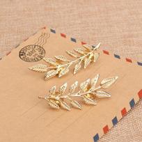[HS]1Pair Trendy Leaf Alloy Brooches Suit Shirt Collar Pin Sweater Button Unisex Men Women Daily Fashion Clothing Accessory