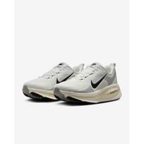 Nike Vomero 18 Bėgimo Bateliai HM6803-101 Vyriškas Dydis EU 42 balta