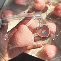 Kids  Childrens 1PCS-Strawberry Taba Squishy Fidget Toy - Slow Rebound Stress Relief Toy For Adults Office  Party Favors Squeeze Gift Present rožinė