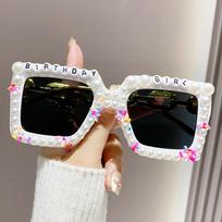New In Luxury Fine Shimmering Love Pearl Sun Glasses Women Heart Glasses Casual Bling Sunglasses Lentes De Sol Mujer
