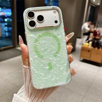 Magnetic Rhinestone Lens Ring Protective Case for iPhone 17 Pro Max & Apple 16 Pro iPhone 15 Pro žalia