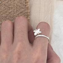 Fashion Simple Style Flower rings for women Light Luxury Exquisite silver 925 Ring Party Wedding Fine Jewelry Adjustable resizable sidabras