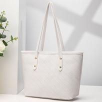 Triangle Printed Tote Bag Trendy and Stylish and Elegant Woven Embossed Large Capacity Zipper Handbag
